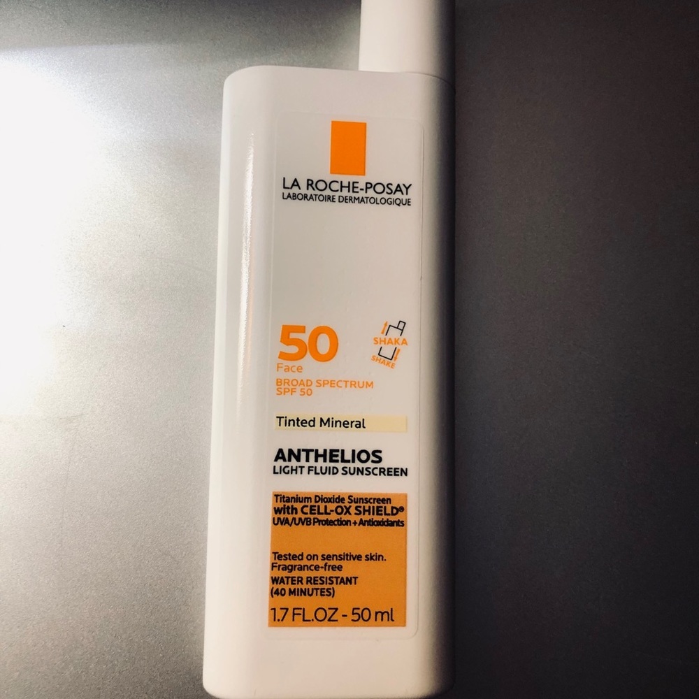 La Roche-Posay Anthelios Tinted Mineral SPF 50